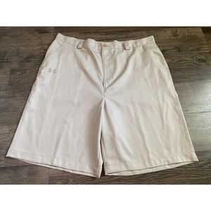 EUC Mens Under Armour khaki shorts chino stretch athletic size 40 R